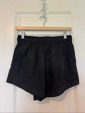 Women's Black Elastic-Waist Active Shorts with Pockets Summer